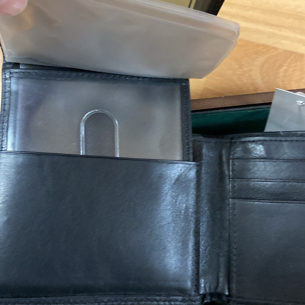 Rolfs Black Leather Wallet - Picture 3 of 5